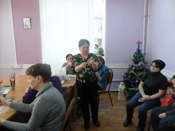 В декабре начались еженедельные занятия в кружках проекта «Семейное дело». Фото 8.