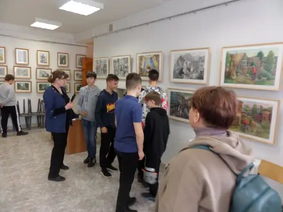 В Детской художественной школе имени И.С.Куликова проходит отчетная выставка проекта «Семейное дело-секрет успеха». Фото 5.