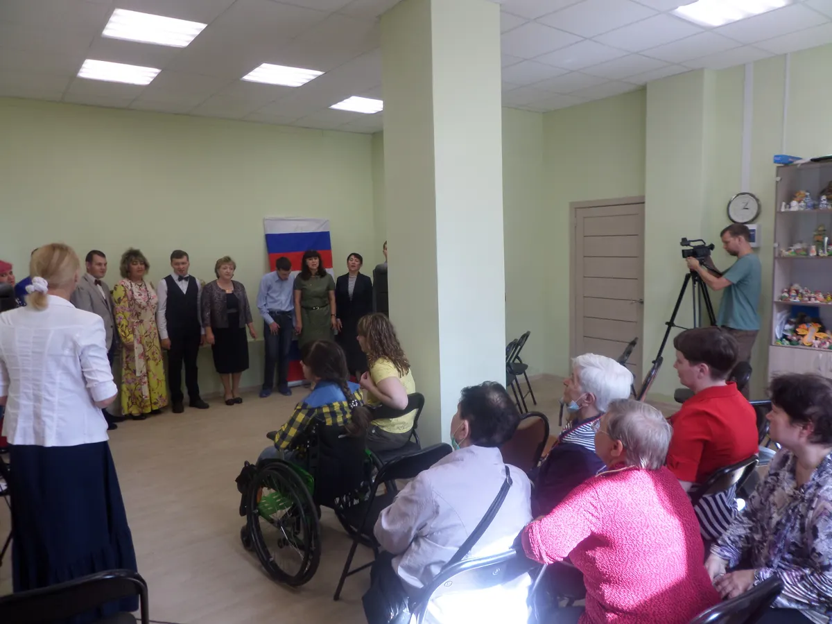 В рамках проекта «Семья -территория творчества» состоялся второй отчетный концерт, посвященный Дню России.