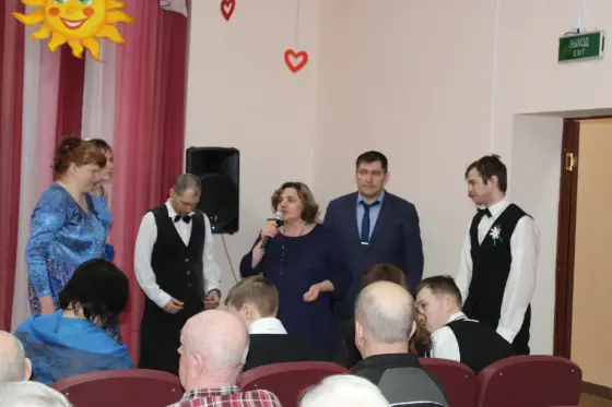 В ГБУ СО ВО «Пансионат г.Мурома» состоялось первое отчетное мероприятие проекта «Семья -источник вдохновения». Фото 9.