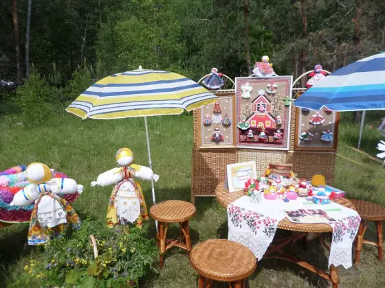 Студия «Моя семья» показала мастер-класс и выставку на празднике, посвященном Н.А. Некрасову. Фото 3.