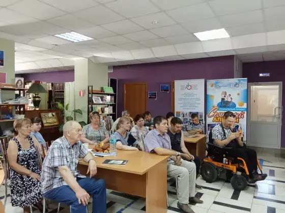В рамках социального проекта «Семейный альбом» состоялся второй мастер-класс по фотоделу. Фото 2.