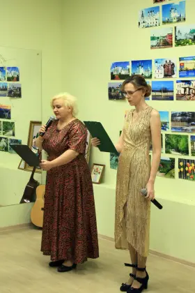 В досуговом центре «Семейное дело» состоялся патриотический концерт -«Города России». Фото 2.