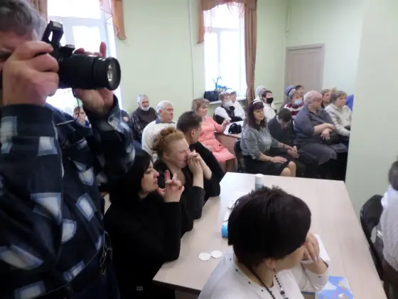 В рамках проекта «Семья-территория творчества» в досуговом центре «Семейное дело» состоялся  первый отчетный концерт. Фото 6.