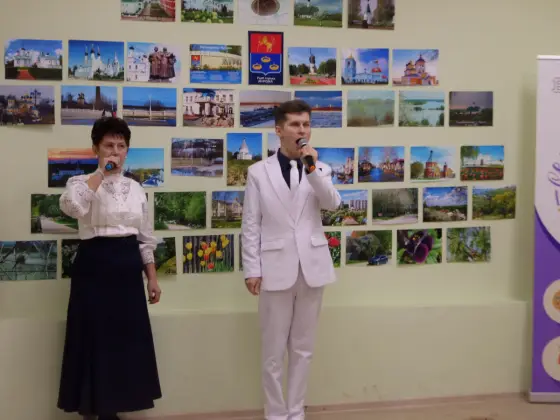 Отчетный концерт инклюзивного коллектива «Семейное дело» и выставка керамики. Фото 9.
