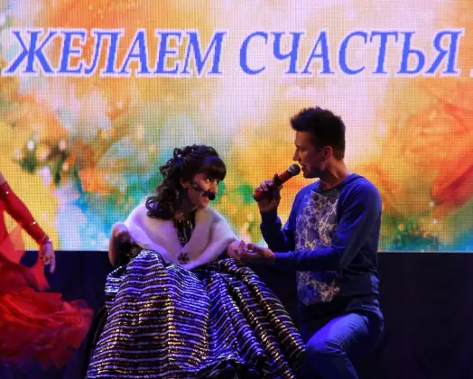 Концерт  «Желаем счастья Вам» Дмитрия Нестерова  к Международному дню инвалидов. Фото 2.