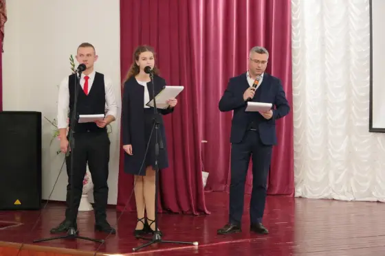 Юбилейный концерт творческого коллектива «Семейное дело» прошел в Православной  гимназии  преподобного Илии Муромца. Фото 6.