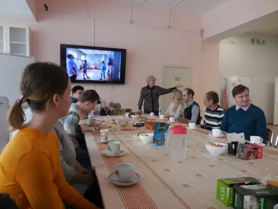 Участники проекта «Семейный альбом» посетили областную организацию Ассоциация родителей детей -инвалидов «СВЕТ». Фото 8.