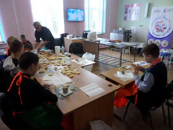 Проведены выездные мастер-классы по керамике в Специальной (коррекционной) общеобразовательной школе-интернате округа Муром. Фото 3.